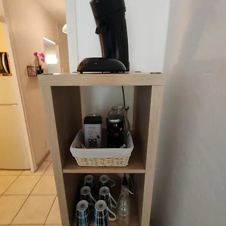 Apartament Capouchine Parking Et Balcon Proche Centre Nîmes