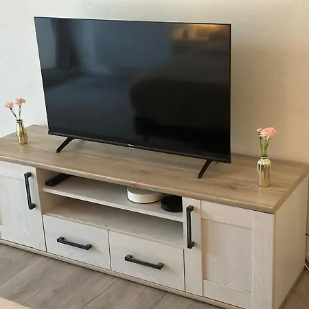 Capouchine Parking Et Balcon Proche Centre * נים